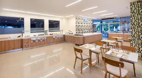 Palm Beach Hotel - Adults only - Image 5