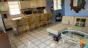 Esperanza Inn Guesthouse - Image 3