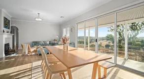 Rolling Hills Estate - Off grid Luxury - Image 4