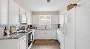 with Arcade and Covered Patio Sleep 9 in this 4 Bedroom 2 Bath Home 5 star host Deer Park TX - Image 5