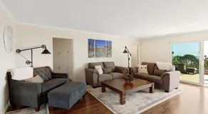 Luxury View Home Perfect for SD Getaway Sleeps 12 - Image 2