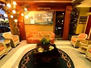 Richmond Plaza Hotel - Image 3