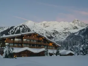 Les Grands Montets Hotel & Spa - Image 3