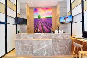 Lavande Hotels Guiyang North Railway Station - Image 3
