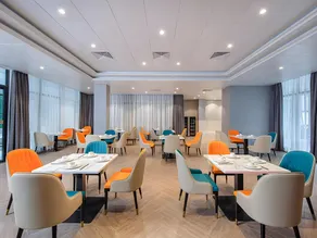 Vienna Hotel Fuzhou Mawei Banzheng Cultural Scenic Area Branch - Image 4