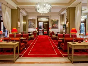 Hotel California Champs Elysees - Image 2