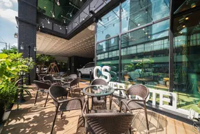 CS Premier Hotel - Image 2