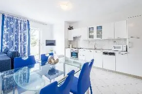 Apartments Nikolina - Image 5