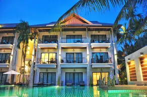 Navatara Phuket Resort - Image 2