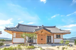 Gyeongju Wadamjung Hanok Pension - Image 5