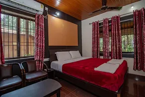 5 Mile Beach Resort - Image 2