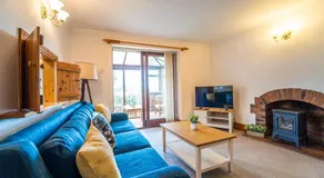 Morea Cottage - 2 Bed - Hot tub - Image 2