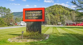 Cedarbrook Deluxe Two Bedroom Suite with outdoor heated pool 21202 - Image 4