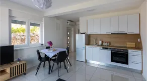Lovely Apartment In Komarna With House Sea View - Image 2