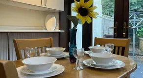 Amazing Entire Home in WOLVERHAMPTON - Image 2