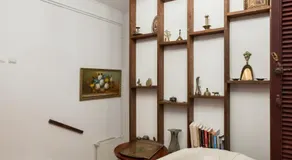 Flower's - Image 5