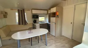 Mobil-Home à Camiers dans un camping 3 étoiles - Image 2