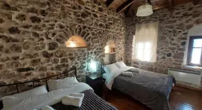 Andromahi Stone House - Image 2