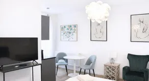Hotel Triangle - Image 2