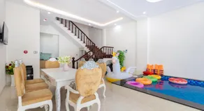 Villa 05 Lạc Long Quân - Image 3