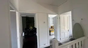 Apt-Sleeps 6-Parking-Ideal for Contractors-Garden - Image 5