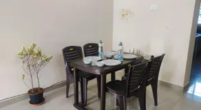 Happy Holiday inn service apartment - Image 5