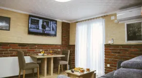 Hotel ZRINSKI - Image 2