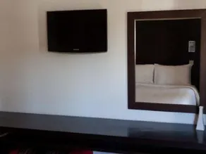 Malak Hotel - Image 5