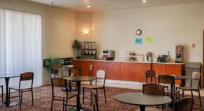 Country Inn Ontario - Image 4