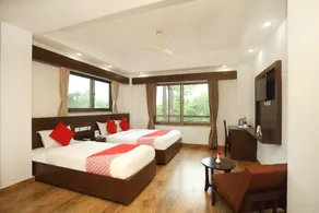 OYO 525 Hotel Aloka Inn - Image 2