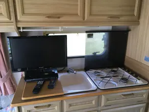 Heart Land Hills in Noto 37 Trailer House Sho - Image 1