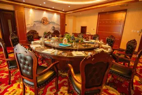 Rushan Champs-Élysées Hotel - Image 4