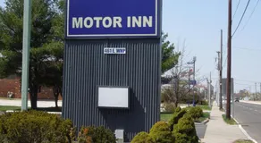 Starlite Motor Inn - Image 4