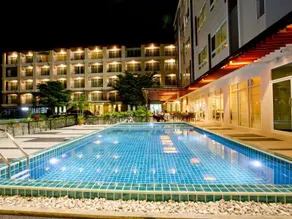 Sinsuvarn Airport Suite Hotel - Image 2