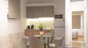 Aonia Luxurious Modern Boutique Apartments - Image 3