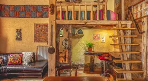 The Dragon Barn - Studio - Image 2