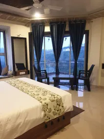 Triveni Stays Horizon 4 bedroom - Image 2