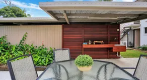 Nautilus Beachside Apartments - Image 3