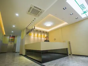 YUNYINHUGUAN HOTEL - Image 2