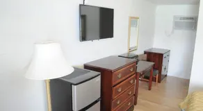 Islander Motel - Image 4