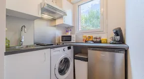 Les Muses - avec entrée autonome, clim neuve, jardin, parking privé & sa piscine ! - - Image 3