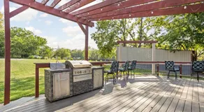 Sleeps 10, Indoor and Outdoor Theaters, Batting Cage, & Games! - Image 4