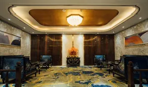 Shishi Carnival Hotel - Image 2