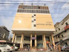 National Hotel - Image 4