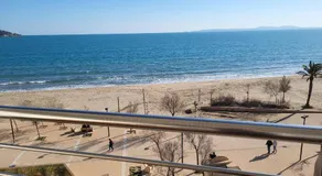 Apartamento primera línea Roses con vistas al mar AV-09 - Image 4
