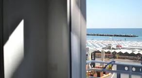 Hotel Vienna - Image 2