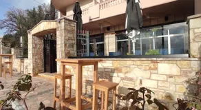 Arvi Boutique Hotel - Image 2