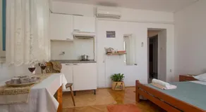 Studios Bacic - Image 2