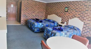 Big Trout Motel - Image 2