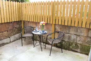No4 Chapel Row - Image 5